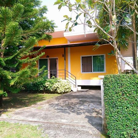 Little Yellow House- Aonang Ao Nang Exterior photo