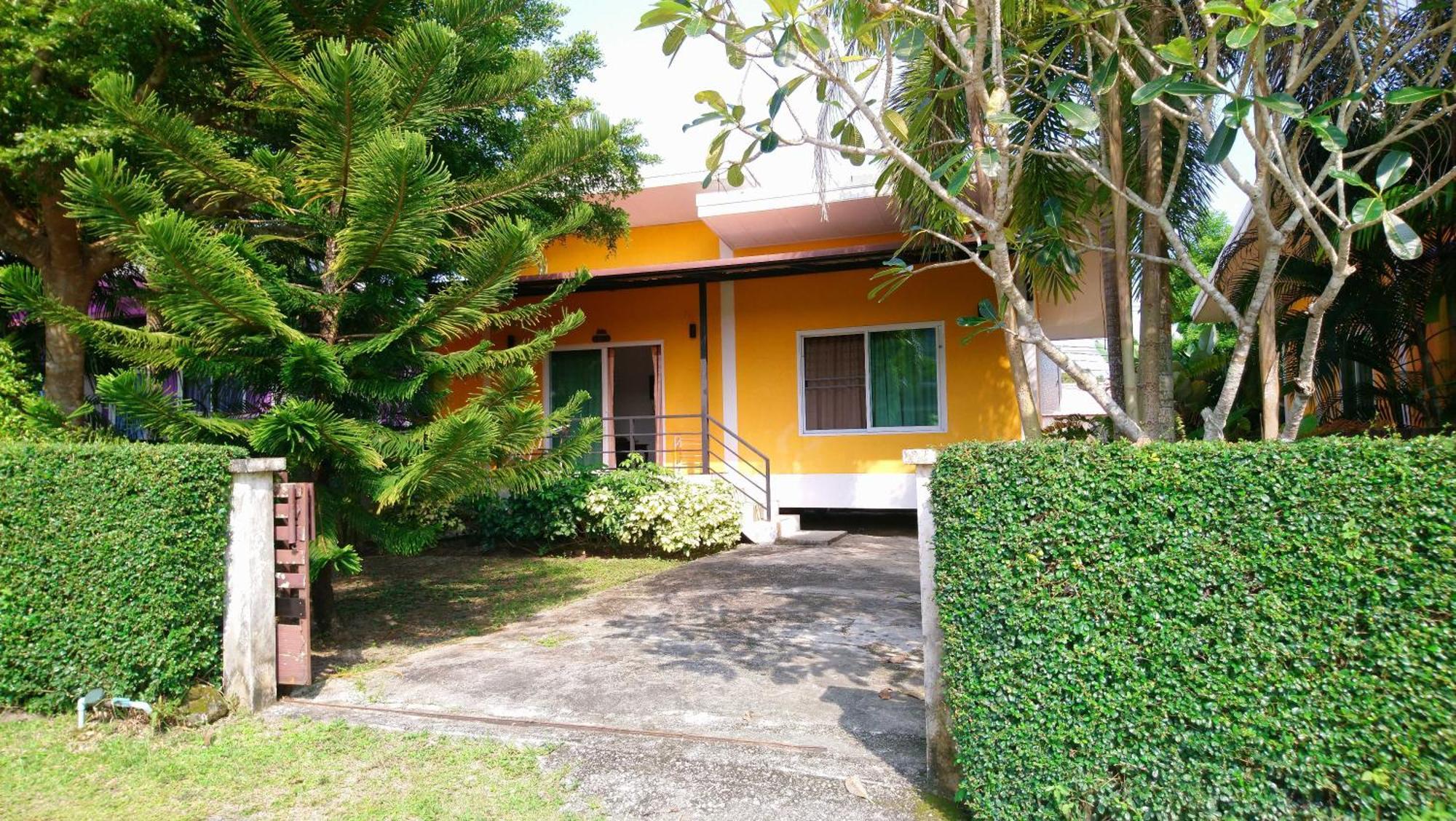 Little Yellow House- Aonang Ao Nang Exterior photo