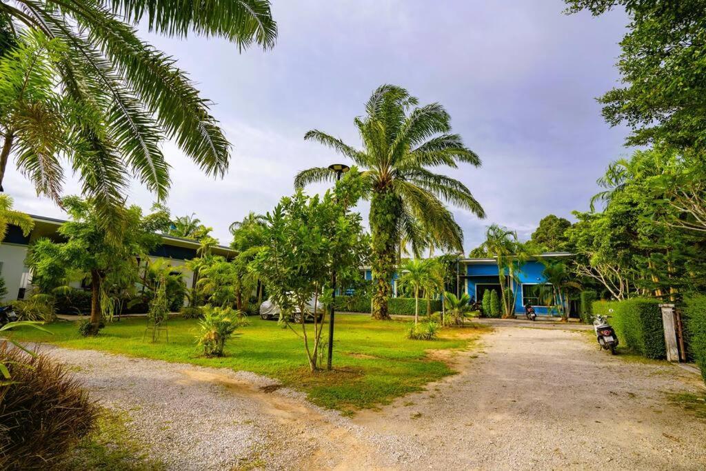 Little Yellow House- Aonang Ao Nang Exterior photo